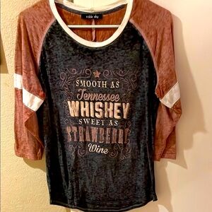 Women's Graphic Raglan Top - Black and Brown